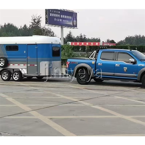 北京两马方头车