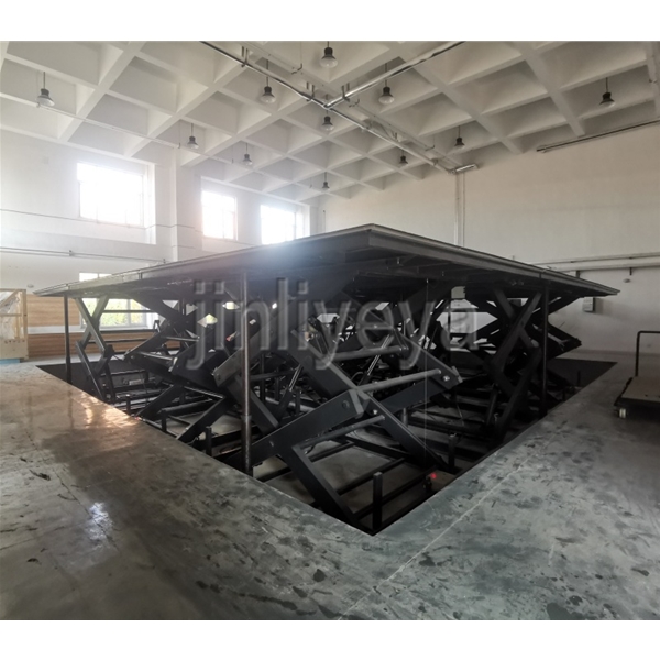 北京建筑大学配套设备（多组平台可分别升降、可同时升降）